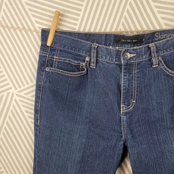 Calvin Klein Jeans Size 14 36" x 31" Denim Skinny Stretch Mid Rise Medium Wash - Picture 2 of 7